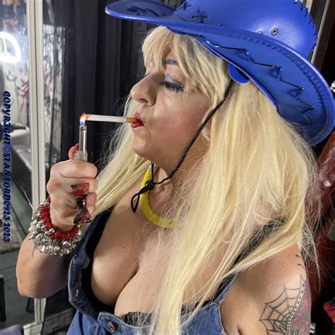 GIDDY UP SHIRLEY 207 Nude Pics XHamster