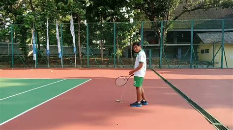 Latihan Kombinasi Pukulan Forehand Dan Backhand Tenis Lapangan