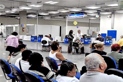 Olhar Feminino SEAAC Quem tem direito adquirido não precisa antecipar