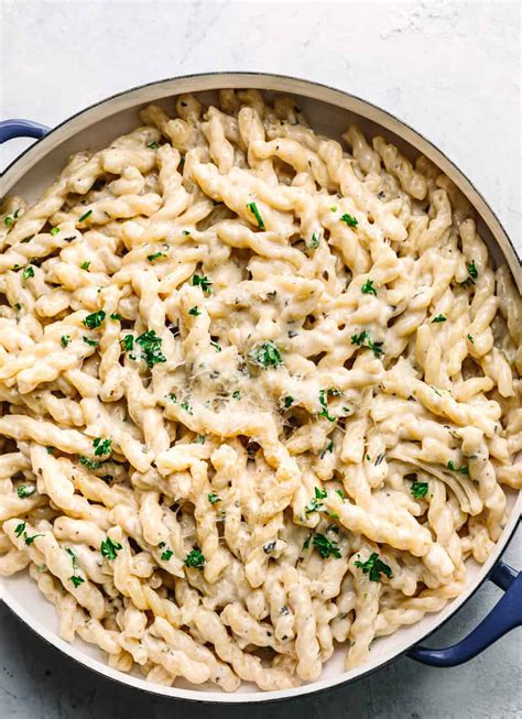 White Sauce Pasta - Posh Journal