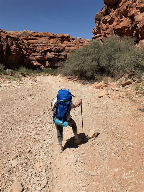 Hiking the Havasupai trail - The Healthy Voyager