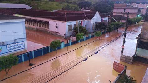 Chuvas Na Regi O Cidades Da Zona Da Mata Contabilizam Preju Zos E