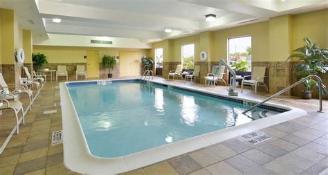 Hampton Inn Utica, NY Hotel near Utica College