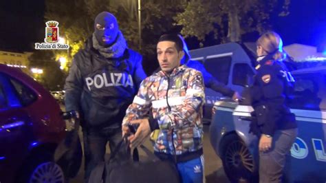 Palermo La Banda Dei Furti D Auto Il Video Degli Arresti Youtube