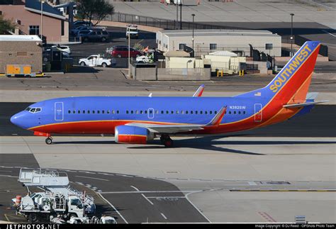 N382SW Boeing 737 3H4 Southwest Airlines DJ Reed JetPhotos