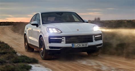 Nuova Porsche Cayenne Restyling Caratteristiche Motori Interni