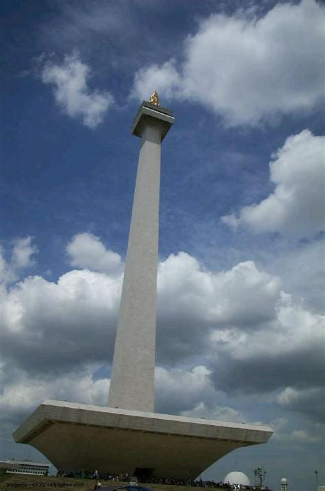 Monumen Nasional Jakarta 1975 Structurae