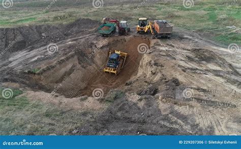 Luftaufnahmen Einer Massiven Grube Und Eines Bulldozers Und Eines