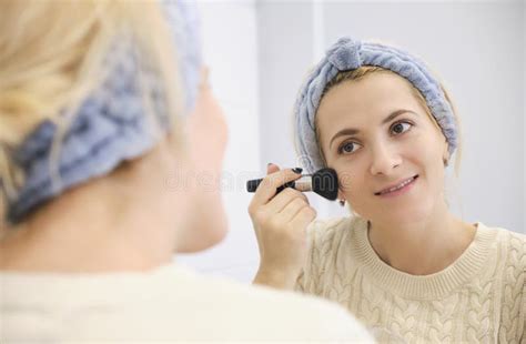Beauty Needs Care Pretty Latina Woman Stand Stock Image Image Of Happy Hair