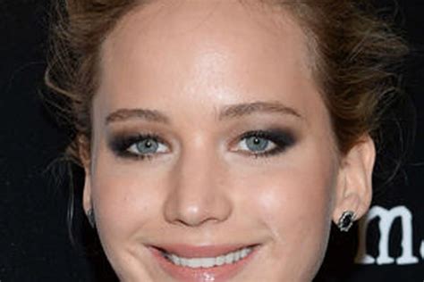 La Bouche Nude De Jennifer Lawrence