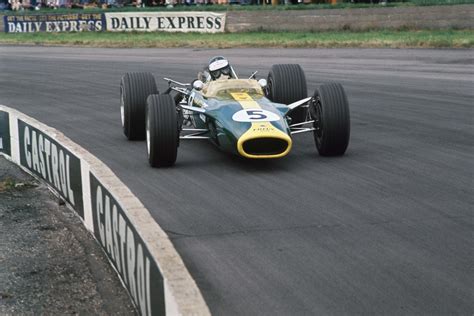 Les Lotus 49 De Grands Prix Sexposent à Birmingham Motorlegend