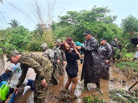 Muertos Derrumbes Y Soterramientos Producto De Las Fuertes Lluvias