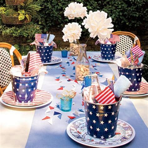 20 Lovely Patriotic Celebration Table Ideas