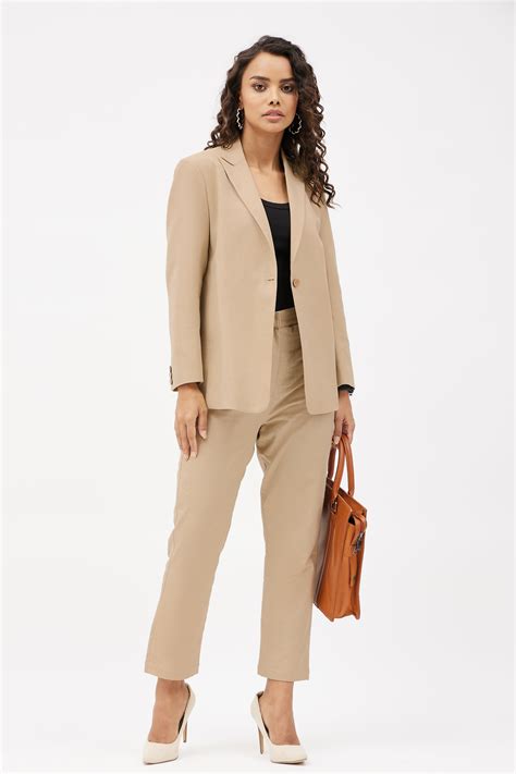 Aggregate 73 Womens Beige Trouser Suit In Cdgdbentre