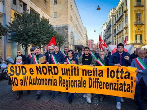 Da Nord A Sud Contro LAutonomia Differenziata Partito Dei CARC