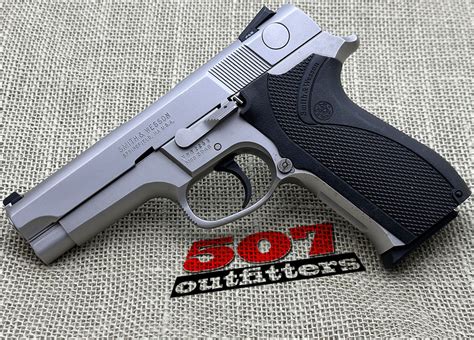 Smith And Wesson 5946 9mm Pistol 507 Outfitters