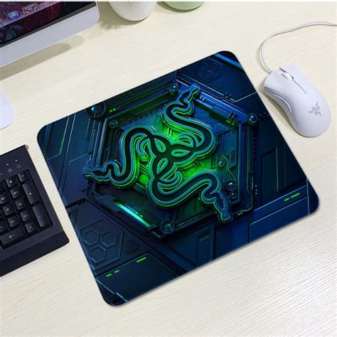 RAZER SUPER LARGE GAMING MOUSE PAD | Shopee Singapore