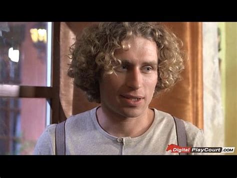 A La MILF Veronica Avluv Le Gusta La Crema Batida En Una Polla Dura