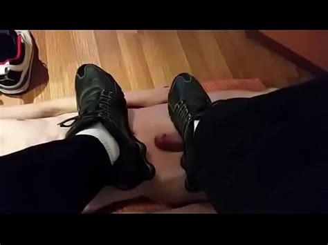 De T Nis Esfregando O Pau Do Amigo Xvideos