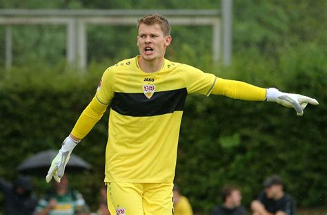 Torh Ter Des Vfb Stuttgart Lob F R N Bel Und Eine Klare Trainer