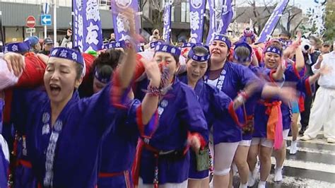 ｢国府宮はだか祭｣の神事に初めて女性が参加 1200年以上の歴史に新たなページ 夕方には裸男の｢もみ合い｣ Tbs News Dig フォトギャラリー