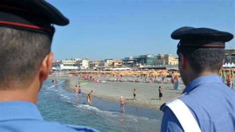 ISCHIA E PROCIDA CONTROLLI DEI CARABINIERI NELLE AREE PROTETTE E NEI