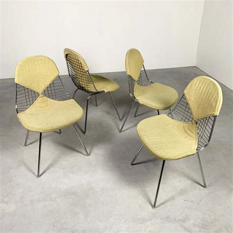 Set Of Dkr Bikini Vintage Chairs By Charles And Ray Eames S