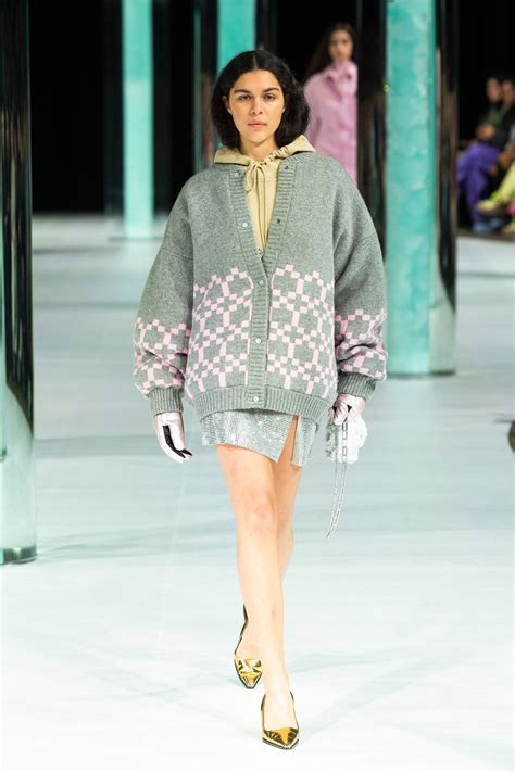 12 Fall 2023 Fashion Trends That'll Be in Style All Season | Glamour