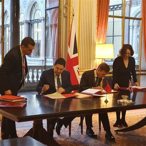 Le Maroc et le Royaume Uni concluent un accord d association à Londres