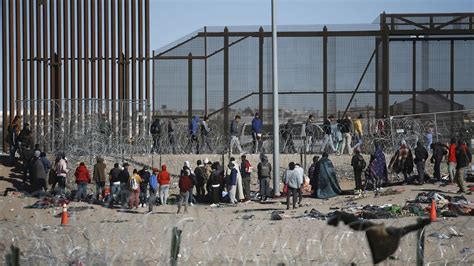 Mexican Officials Clear Border Camp As Us Pressure Mounts To Limit Migrant Crossings Chicago