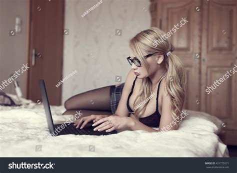 Sexy Naked Blonde Woman Glasses Double Stock Photo Shutterstock
