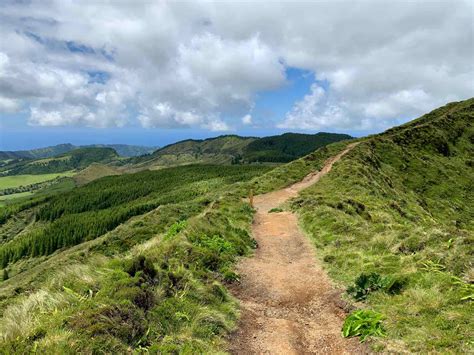 Hiking in Azores: All You Need to Know | Geeky Explorer