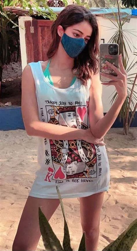 Ananya Pandey S Bikini Season Scrolller