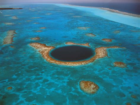 The Great Blue Hole of Belize ~ Best Destinations Abroad