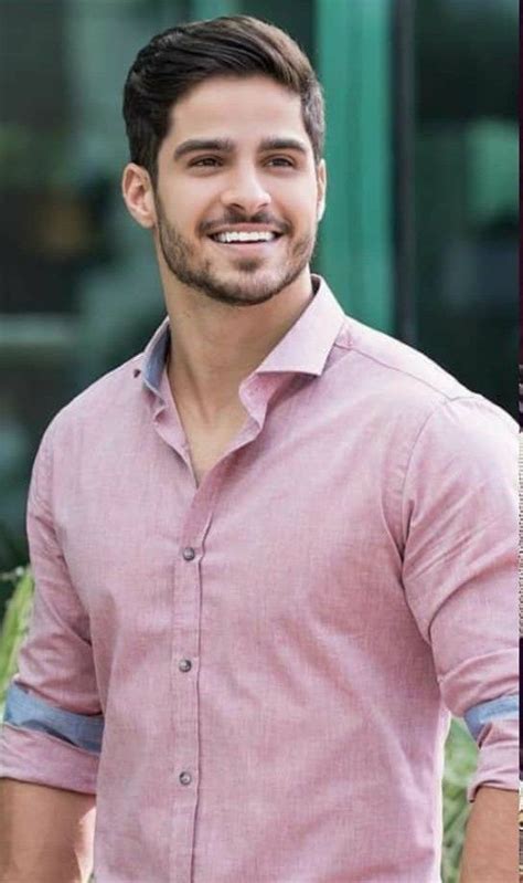 Pin By Lu S On Amor Gay Men Casual Mens Tshirts Amor Gay