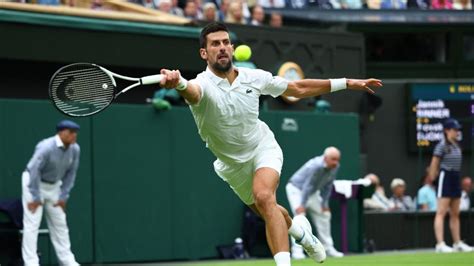 Wimbledon Novak Djokovic écarte Jannik Sinner En Trois Sets Et Se