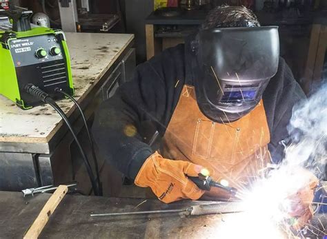 Gasless Mig Welding And What You Can Weld Weld Gears