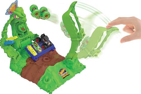 Hot Wheels Monster Trucks Ozone Bg