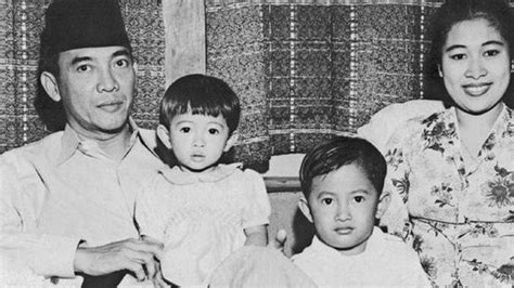 Kisah Cinta Soekarno Dan Fatmawati Cinta Pandangan Pertama Sang