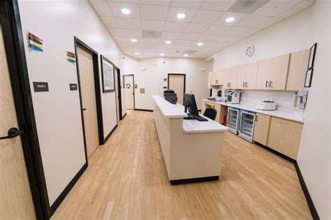 Care Fast Urgent Care Burbank Updated January Photos