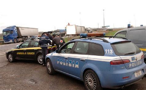 Gdf Potenza Truffe Assicurative Indagine Congiunta Di Guardia Di