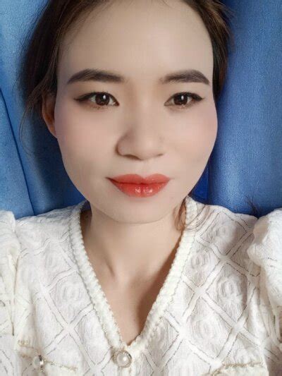 Mom Stripchat Webcam Model Profile Free Live Sex Show Cam Joy