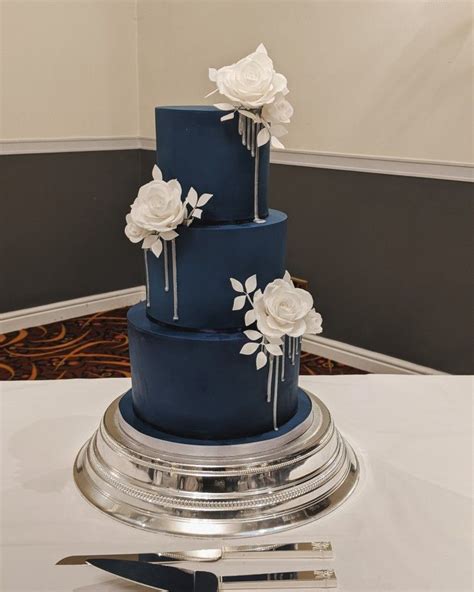 navy blue wedding cake - As Fine As FrogS Hair Vlog Picture Library