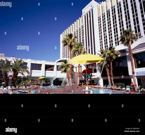 Tropicana hotel las vegas pool hi-res stock photography and images - Alamy