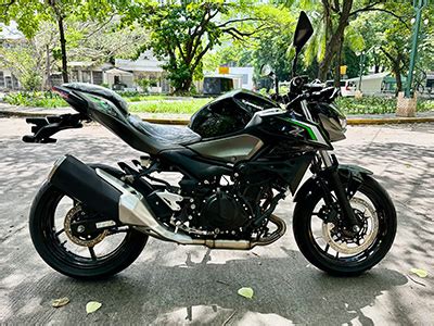 Naked Big Bike For Rent Kawasaki Z Rent A Car Manila Self Drive Or With A Driver