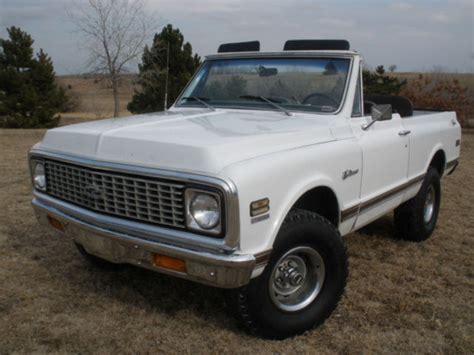 Seller Of Classic Cars 1971 Chevrolet Blazer Whiteblack