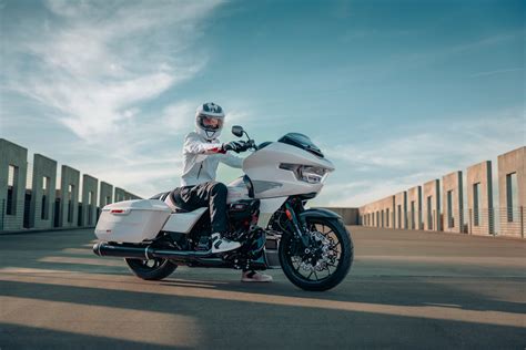 Un Tout Nouveau Style Pour Les Harley Davidson Street Glide Et Road