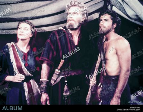 Charlton Heston John Derek And Yvonne De Carlo In The Ten Commandments