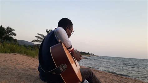 Mbeg Urukundo Rw Imana Yacu N Mu Kirundi Acoustic Fingerstyle