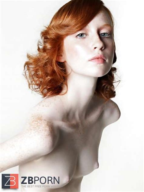 Redhead Paramours ZB Porn